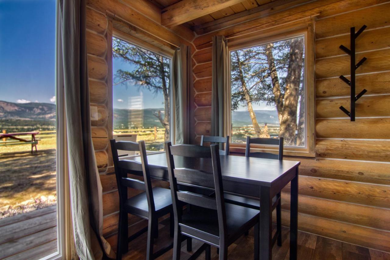 The Raven'S Nest Resort & Campground Fairmont Hot Springs Exterior foto